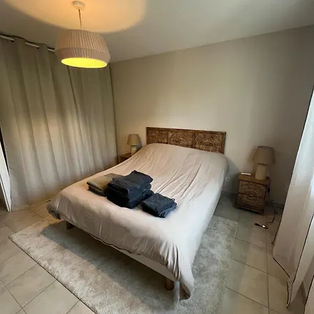 Cocon Familial Moderne Et Au Calme A 1h30 De Paris Holiday home Le Mesnil-Lieubray