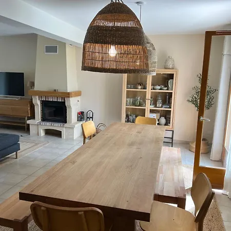 Cocon Familial Moderne Et Au Calme A 1h30 De Paris Holiday home *